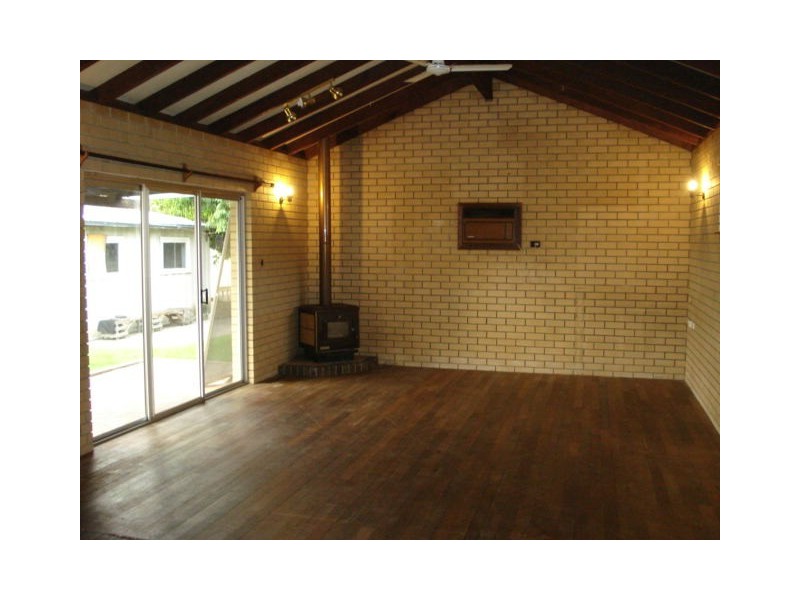 6 BURNEY COURT, Kardinya WA 6163