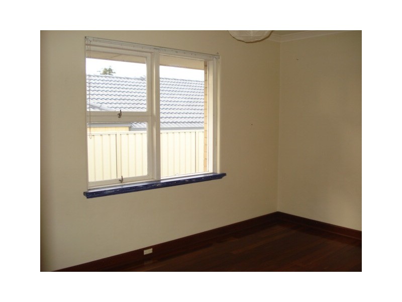 6 BURNEY COURT, Kardinya WA 6163