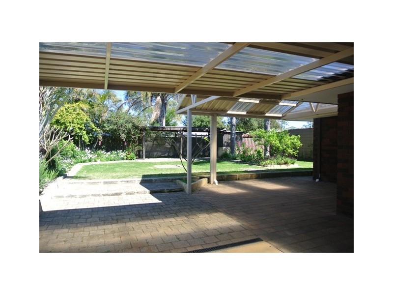 14 Abinger Road, Lynwood WA 6147