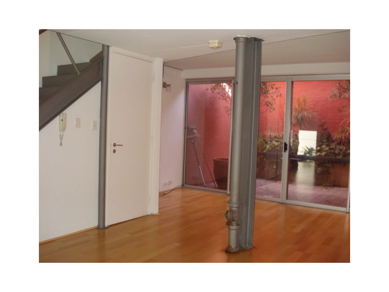 8 Little Brown Street, East Perth WA 6004