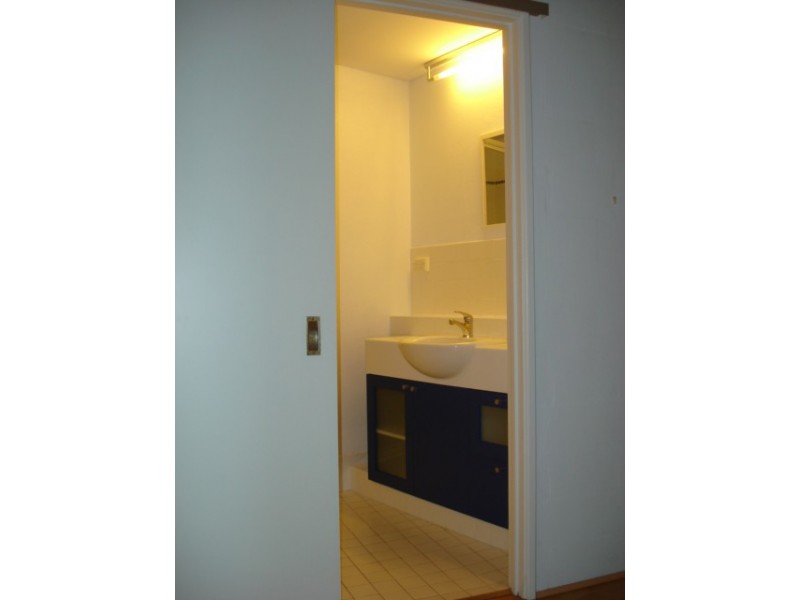 8 Little Brown Street, East Perth WA 6004