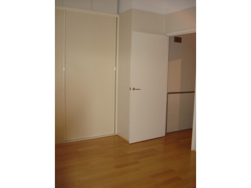 8 Little Brown Street, East Perth WA 6004