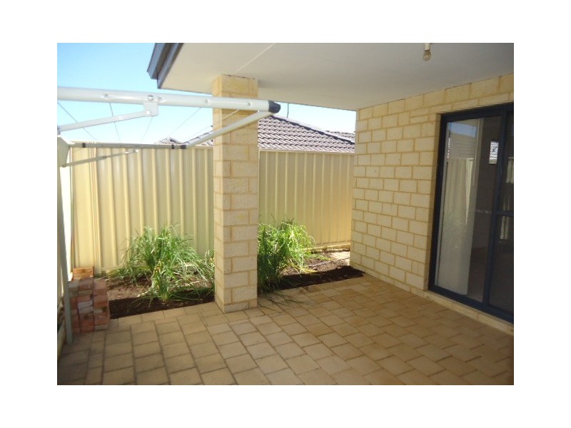 12/35 Barfield Road, Hammond Park WA 6164