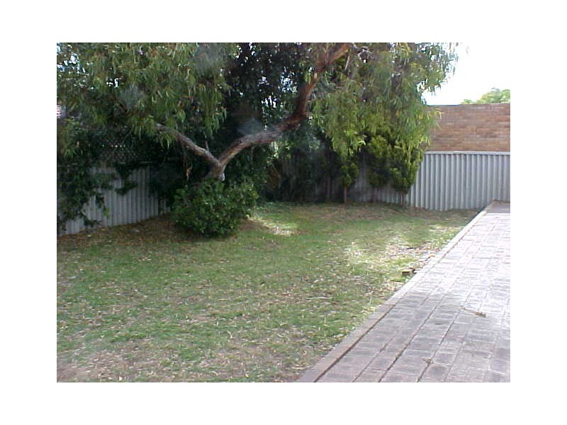 2/29 Chetwynd Way, Booragoon WA 6154