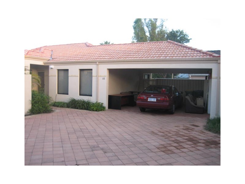 10/19 Holton Way, Cannington WA 6107