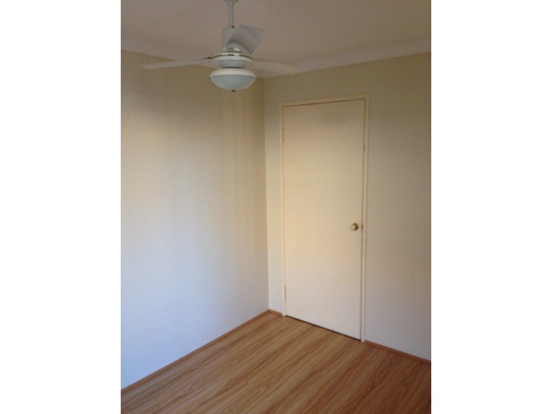 10/19 Holton Way, Cannington WA 6107