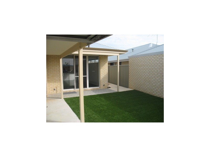 14 Fareham Crescent, Wellard WA 6170