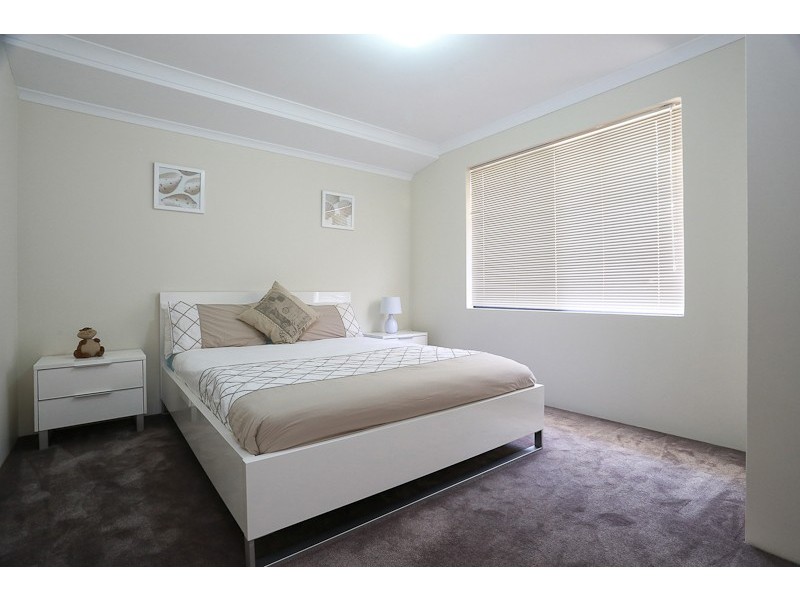 16A CARLISLE STREET, Shoalwater WA 6169