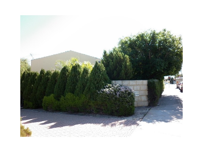 1/235 Harbourne Street, Wembley WA 6014