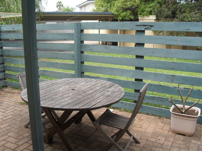 4/235 Harborne Street, Wembley WA 6014