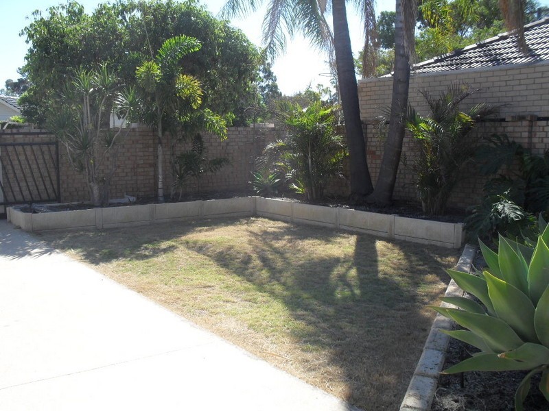 64A Rome Road, Melville WA 6156