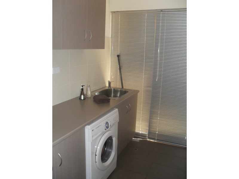 2/1 McGregor Road, Palmyra WA 6157