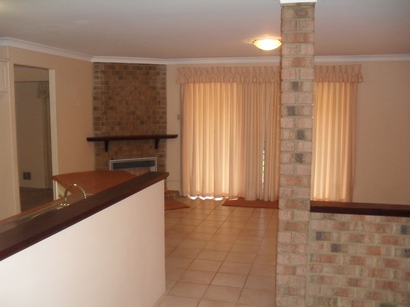 22 Explorer Drive, Thornlie WA 6108