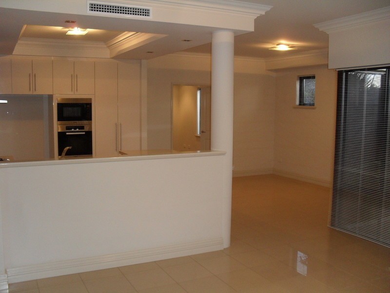 3/29 Robert Street, Como WA 6152