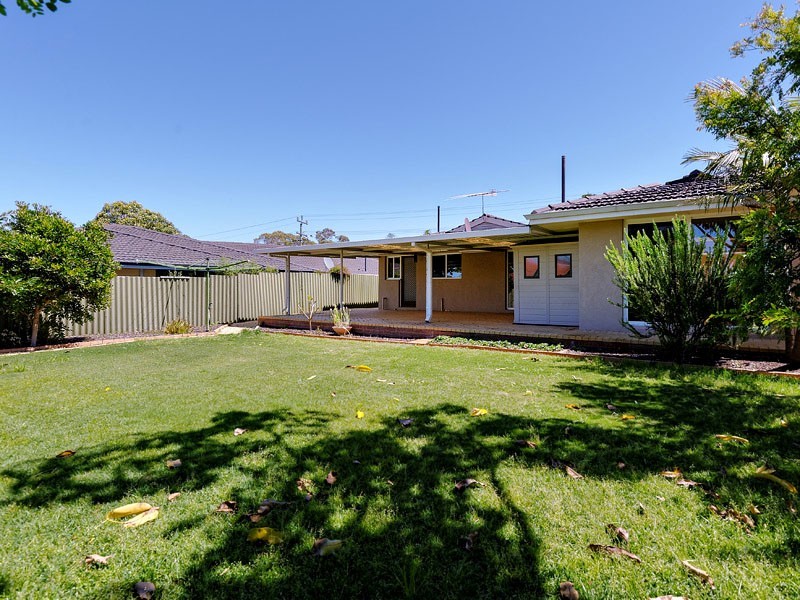 34 BARNSBURY ROAD, Warwick WA 6024