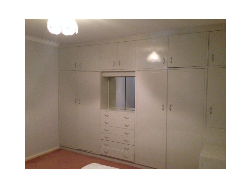 1A Dalston Crescent, Kardinya WA 6163