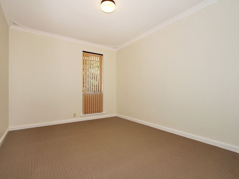 35 Bernley Drive, Viveash WA 6056