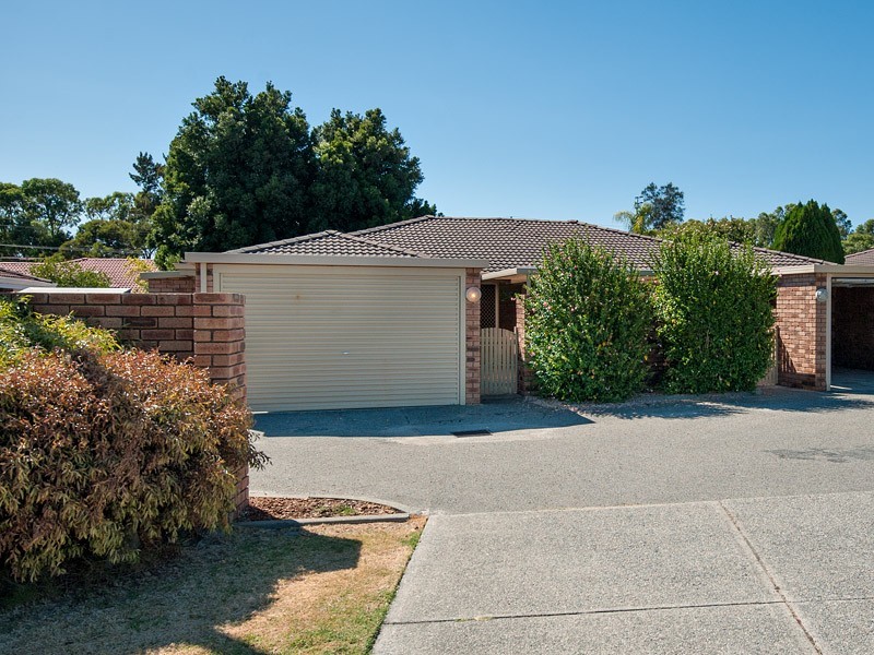 1/32 Bohemia Way, Parkwood WA 6147