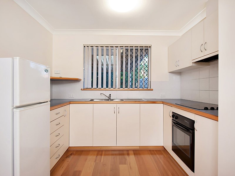 1/32 Bohemia Way, Parkwood WA 6147