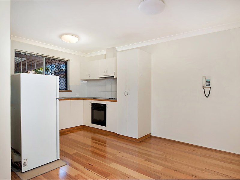 1/32 Bohemia Way, Parkwood WA 6147