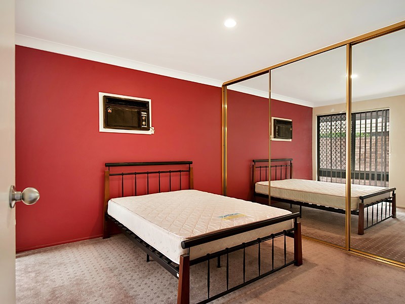1/32 Bohemia Way, Parkwood WA 6147