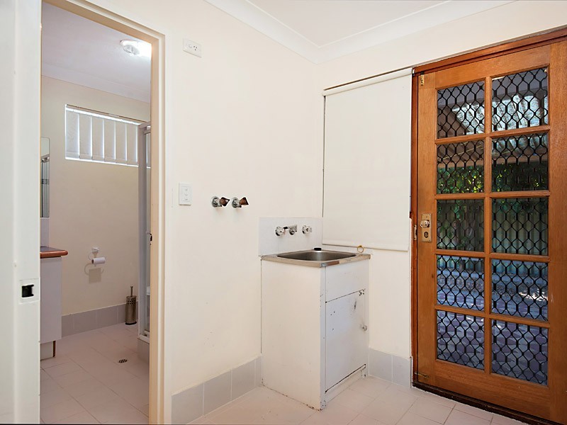 1/32 Bohemia Way, Parkwood WA 6147