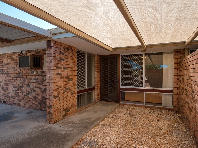 1/32 Bohemia Way, Parkwood WA 6147