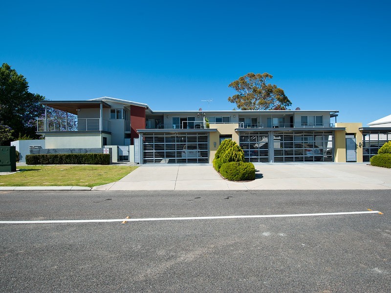 7/101 Matheson Road, Applecross WA 6153