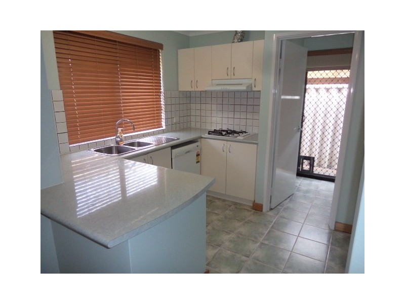 1/35 Bickley Road, Cannington WA 6107