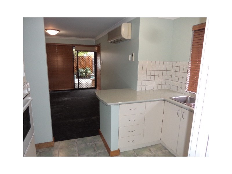 1/35 Bickley Road, Cannington WA 6107