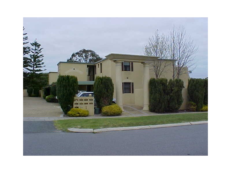 6/1 Cale Street, Como WA 6152