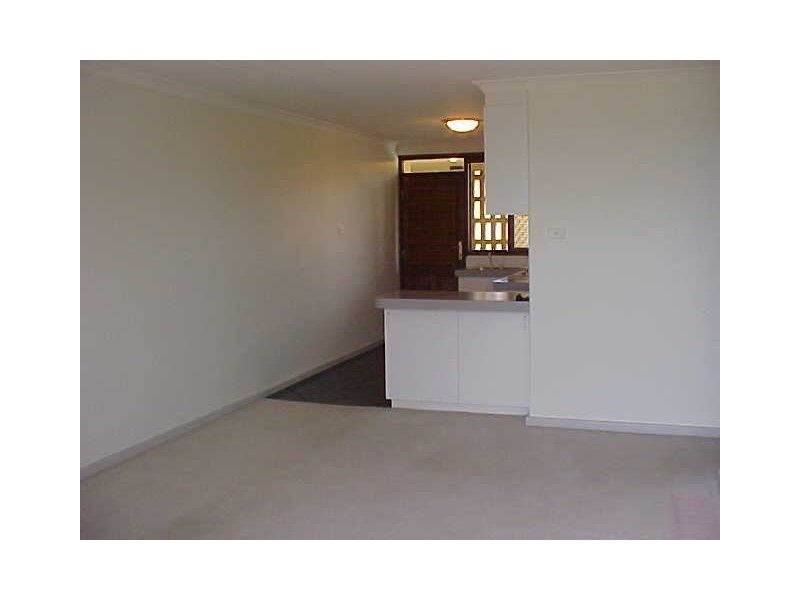 6/1 Cale Street, Como WA 6152