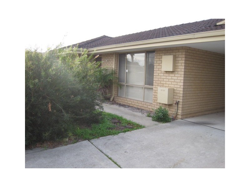 6/12 Farnaby Lane, Beckenham WA 6107