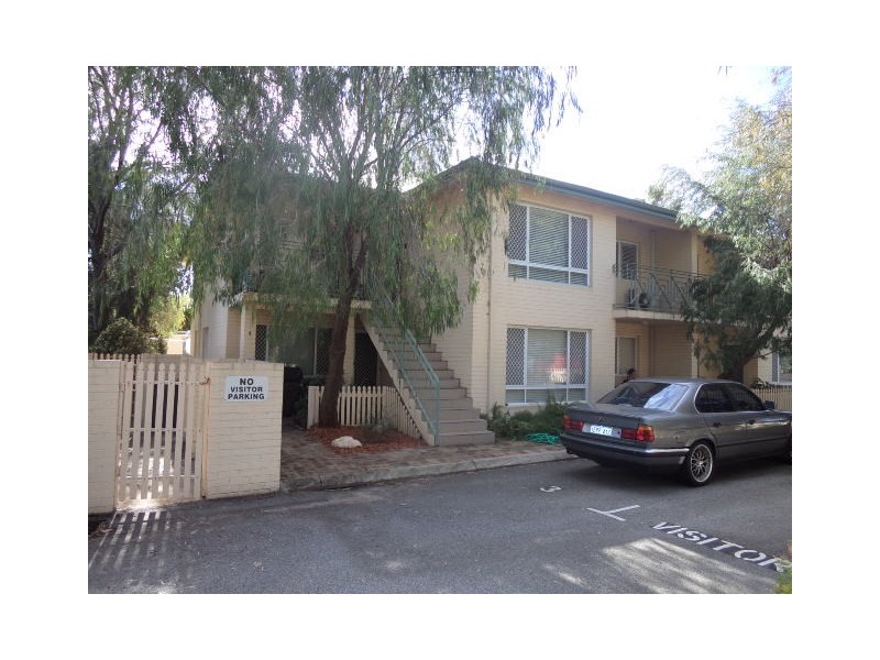 7/64 Gardner Street, Como WA 6152