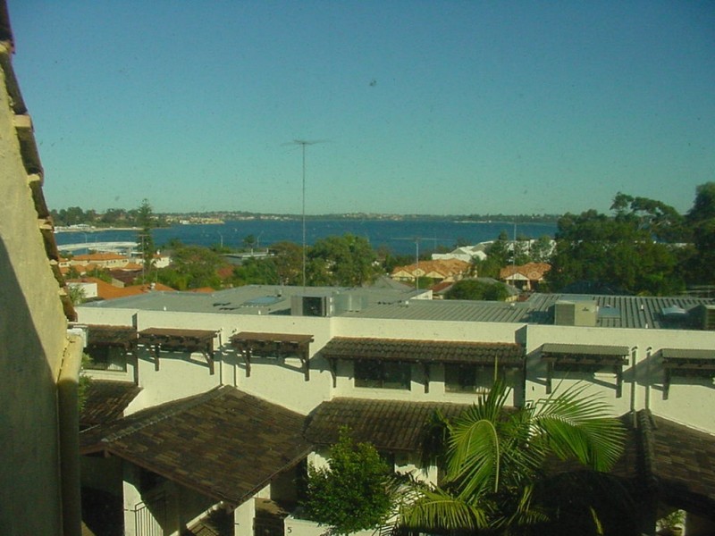 6/24 Ednah Street, Como WA 6152