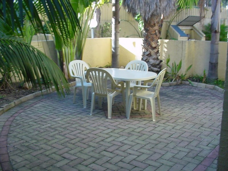 6/24 Ednah Street, Como WA 6152