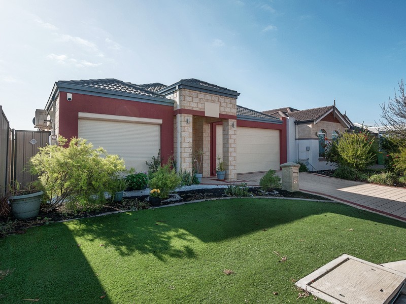27 Warrilow Loop, Canning Vale WA 6155