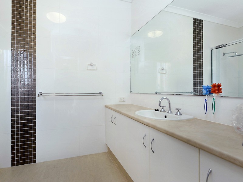 27 Warrilow Loop, Canning Vale WA 6155