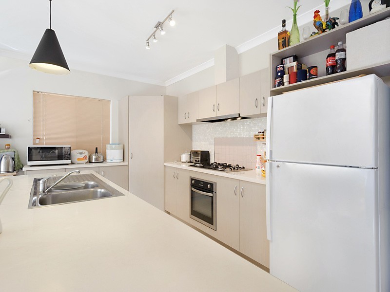 27 Warrilow Loop, Canning Vale WA 6155