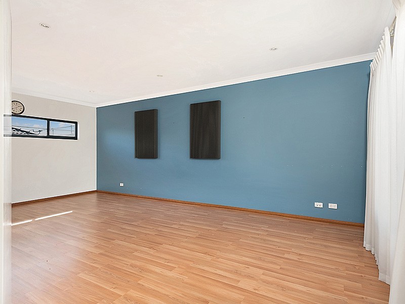 130B Barbican Street East, Shelley WA 6148