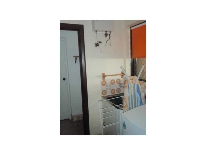 4/8 Axford Street, Como WA 6152