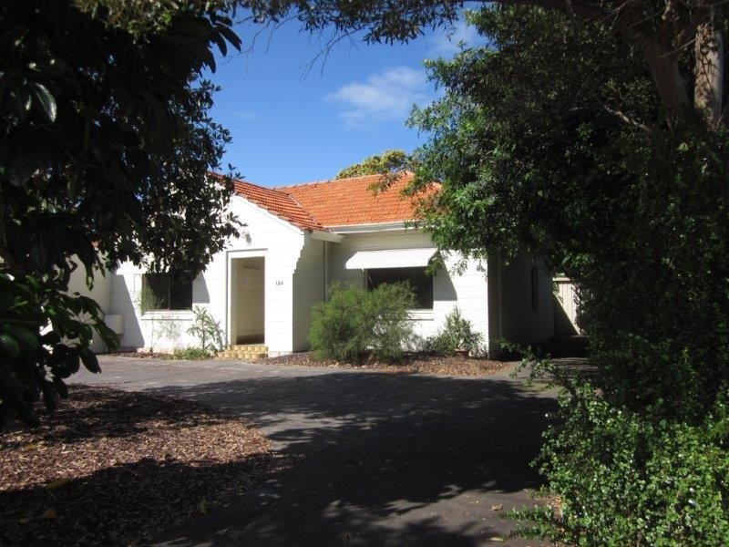 129 Brandon Street, Kensington WA 6151