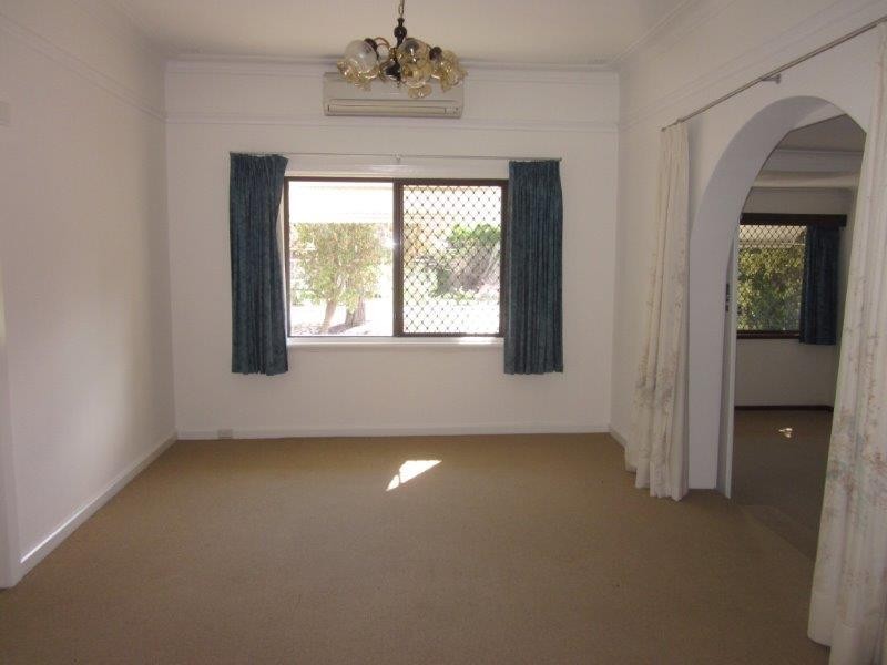 129 Brandon Street, Kensington WA 6151