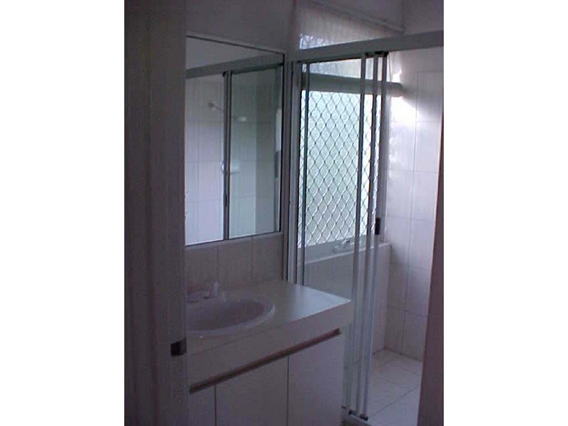 2/10 Eric Street, Como WA 6152