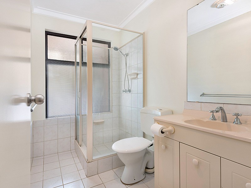 12 Ingvarson Way, Bibra Lake WA 6163