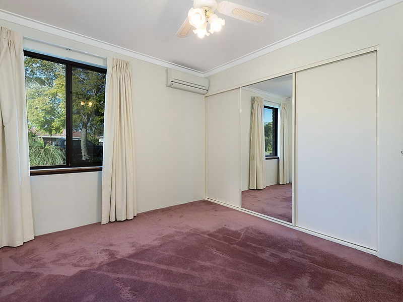 12 Ingvarson Way, Bibra Lake WA 6163