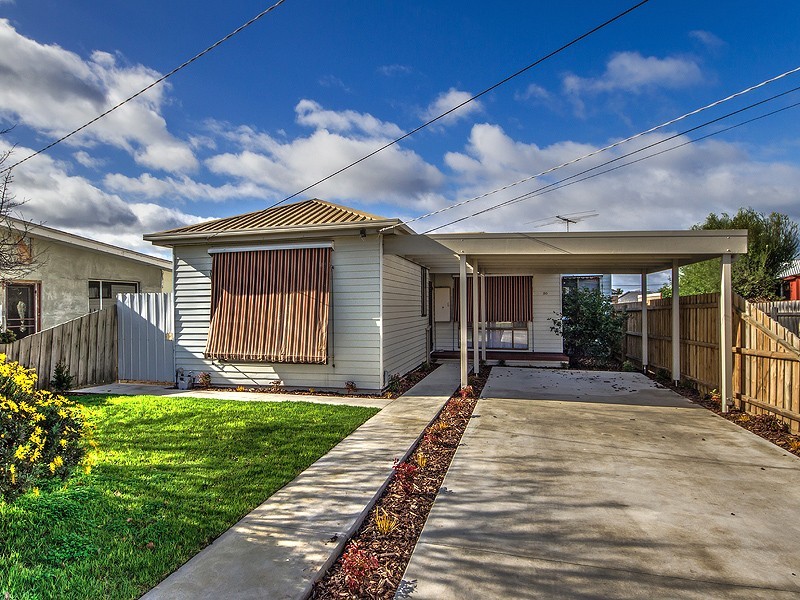 90A Leonard Ave, St Albans VIC 3021