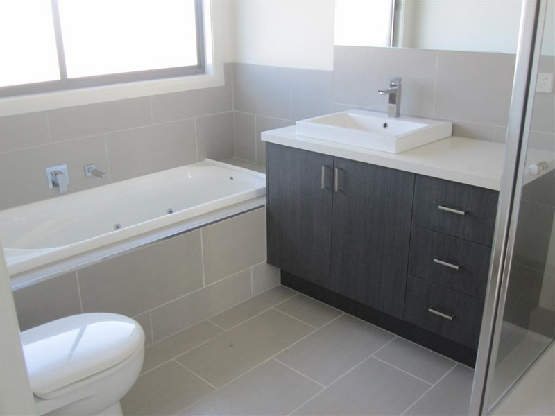 3/160 Biggs Street, St Albans VIC 3021