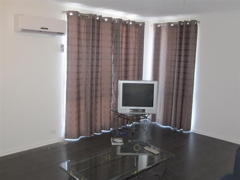 26 Oakwood Road, Albanvale VIC 3021