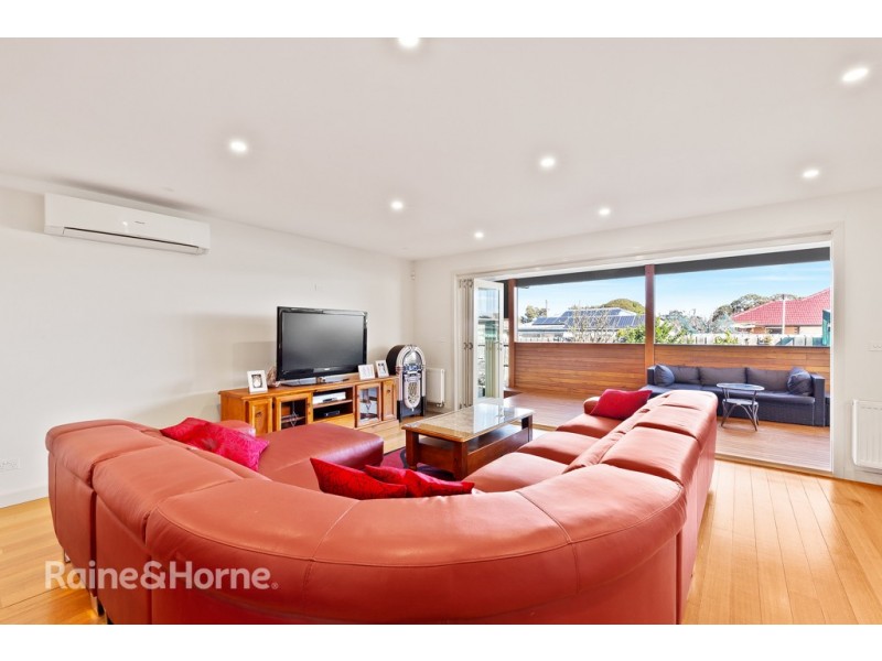 51 GILLESPIE ROAD, St Albans VIC 3021